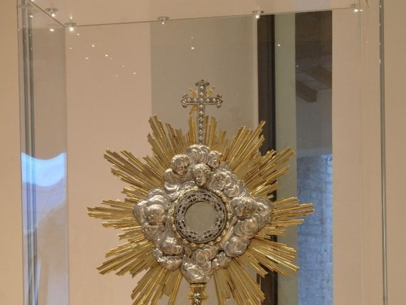 Ostensorio raggiato. Sec. XVIII Fedeli, Marcello; jpg; 1417 pixels; 2126 pixels