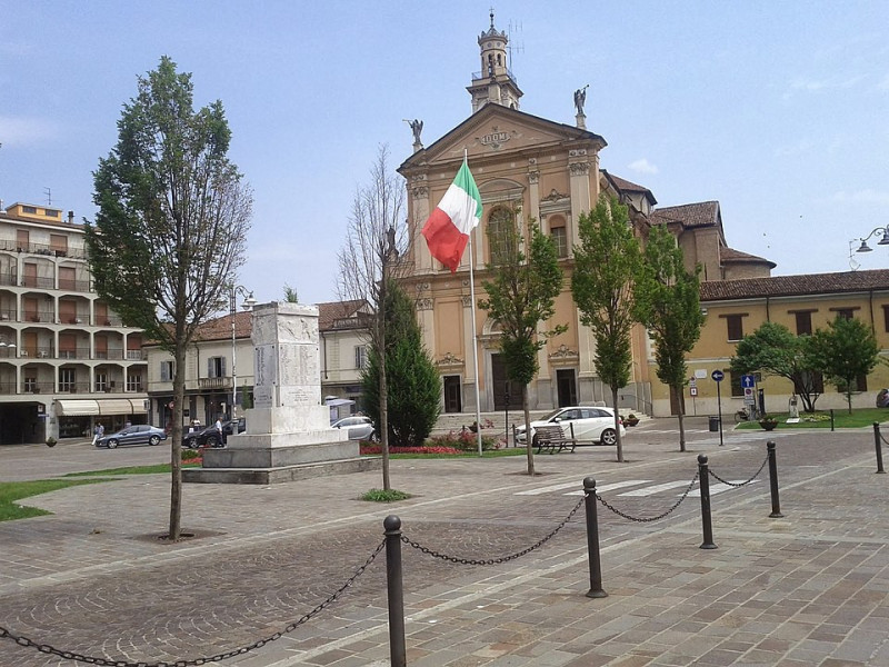 Immagine descrittiva - BY Di Gilles Guillamot, CC BY-SA 3.0, https://commons.wikimedia.org/w/index.php?curid=57836996 Immagine descrittiva - BY Di Gilles Guillamot, CC BY-SA 3.0, https://commons.wikimedia.org/w/index.php?curid=57836996