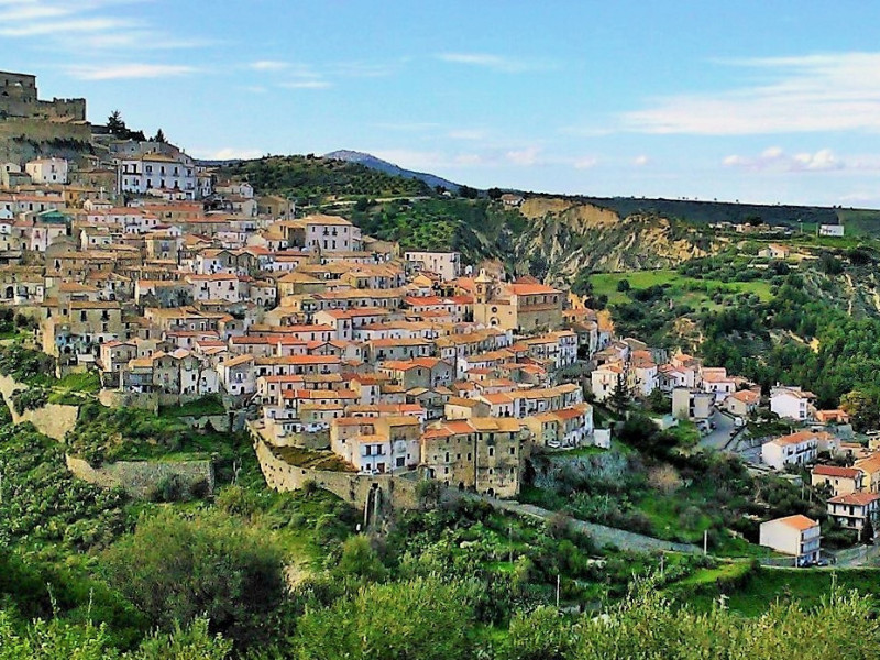Immagine descrittiva - BY Di Titta Favoino - LG-E900, Pubblico dominio, https://commons.wikimedia.org/w/index.php?curid=65332245 Immagine descrittiva - BY Di Titta Favoino - LG-E900, Pubblico dominio, https://commons.wikimedia.org/w/index.php?curid=65332245