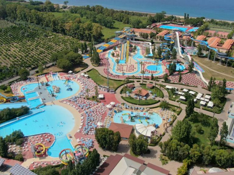 Immagine descrittiva - BY Pagina Facebook Acquapark Odissea 2000 Immagine descrittiva - BY Pagina Facebook Acquapark Odissea 2000