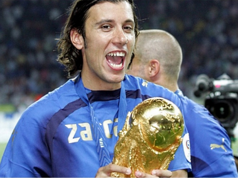 Immagine descrittiva - BY https://www.mondiali.it/news/campione-del-mondo-svincolato-zaccardo-cerca-squadra-linkedin/ Immagine descrittiva - BY https://www.mondiali.it/news/campione-del-mondo-svincolato-zaccardo-cerca-squadra-linkedin/