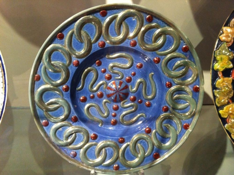 Piatto in maiolica a lustro jpg; 768 pixels; 573 pixels Piatto in maiolica a lustro jpg; 768 pixels; 573 pixels