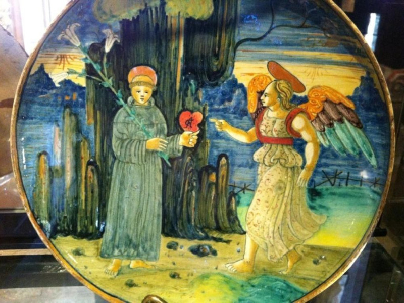 Piatto in maiolica a lustro jpg; 768 pixels; 573 pixels Piatto in maiolica a lustro jpg; 768 pixels; 573 pixels