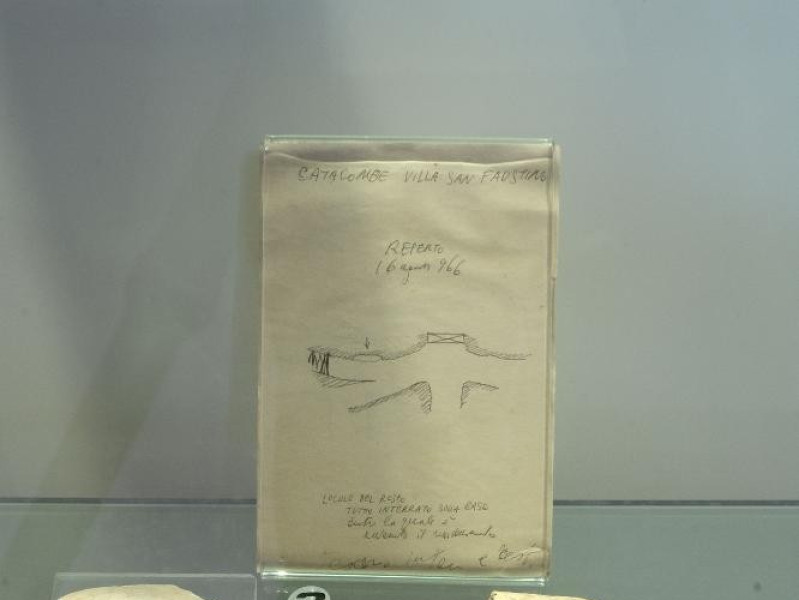 Catacomba di Villa S. Faustino. Frammenti di  Fedeli, Marcello; jpg; 1417 pixels; 2126 pixels Catacomba di Villa S. Faustino. Frammenti di  Fedeli, Marcello; jpg; 1417 pixels; 2126 pixels