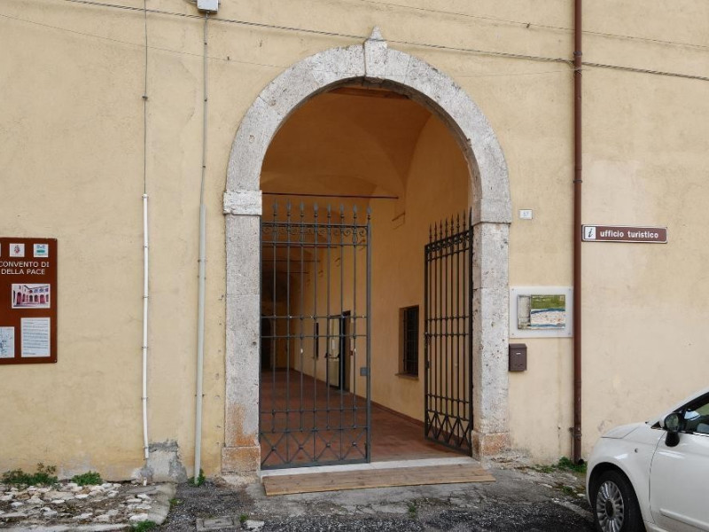 Centro documentazione Monti Martani. Ingresso Fedeli, Marcello; jpg; 2126 pixels; 1417 pixels Centro documentazione Monti Martani. Ingresso Fedeli, Marcello; jpg; 2126 pixels; 1417 pixels