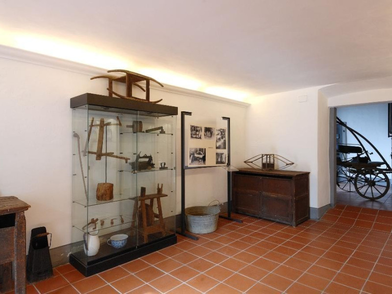 Centro documentazione Monti Martani. Sala esp Fedeli, Marcello; jpg; 2126 pixels; 1417 pixels Centro documentazione Monti Martani. Sala esp Fedeli, Marcello; jpg; 2126 pixels; 1417 pixels