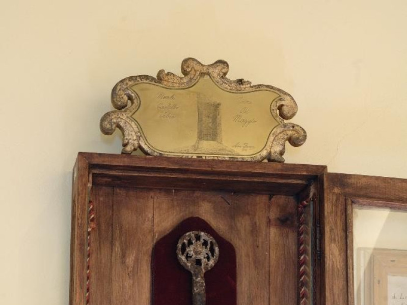 Chiave del portone della Torre Fedeli, Marcello; jpg; 1417 pixels; 2126 pixels Chiave del portone della Torre Fedeli, Marcello; jpg; 1417 pixels; 2126 pixels