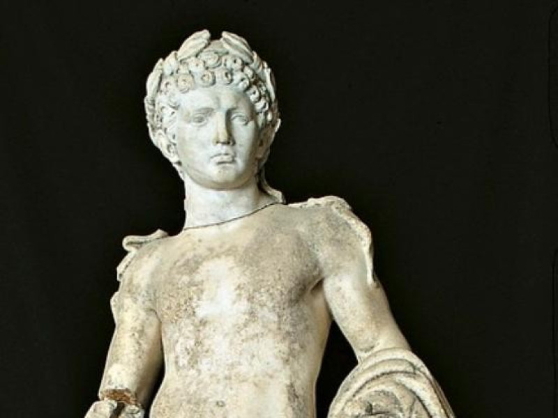 Statua marmorea di Ercole Giorgetti, Alessio; jpg; 424 pixels; 768 pixels