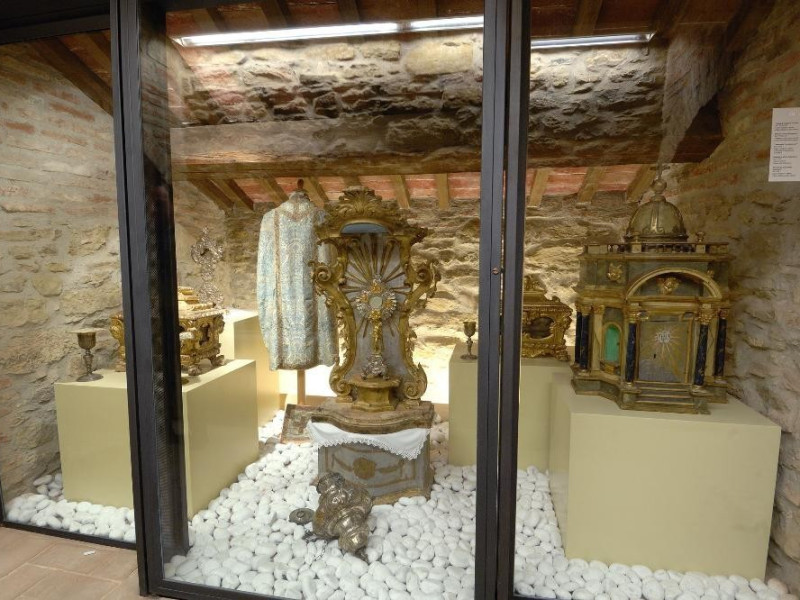 Museo della Madonna della Sbarra. Sala esposi Fedeli, Marcello; jpg; 2126 pixels; 1417 pixels
