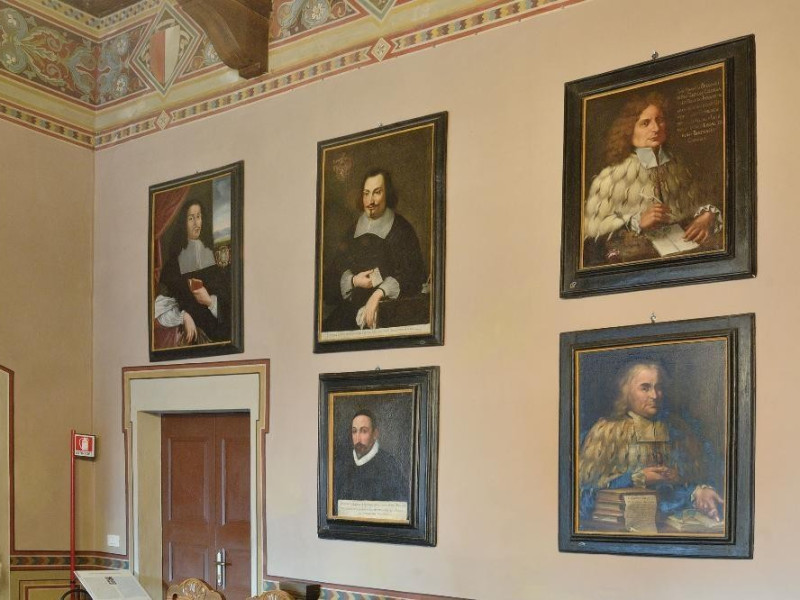 Pinacoteca Mariottini. Sala espositiva. Fedeli, Marcello; jpg; 2126 pixels; 1417 pixels