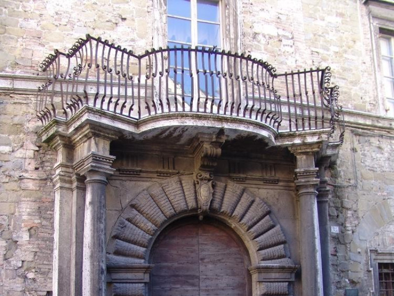 Casa-Museo di Palazzo Sorbello. Ingresso.
 Bovini, Mirko; jpg; 1536 pixels; 2048 pixels