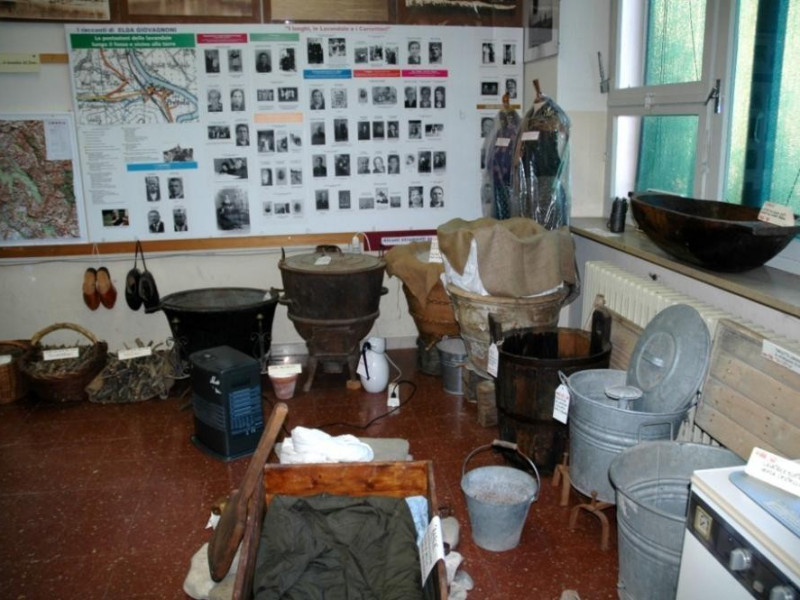 Centro di documentazione della civiltà lungo  jpg; 1024 pixels; 681 pixels Centro di documentazione della civiltà lungo  jpg; 1024 pixels; 681 pixels