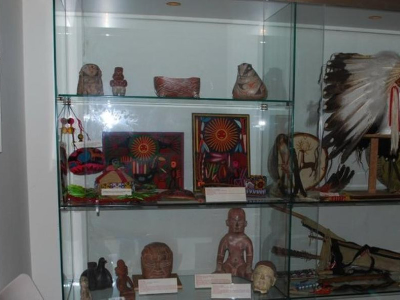 Centro di documentazione e ricerca Circolo Am CE.DO.RI.C.A.; jpg; 719 pixels; 425 pixels