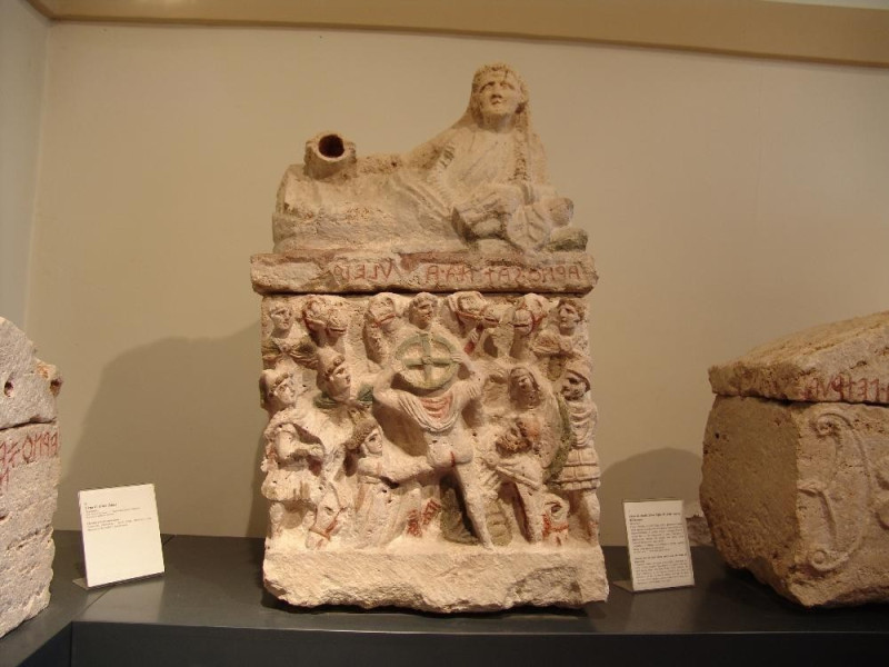 Necropoli del Palazzone e Ipogeo dei Volumni. Bovini, Mirko; jpg; 3264 pixels; 2448 pixels