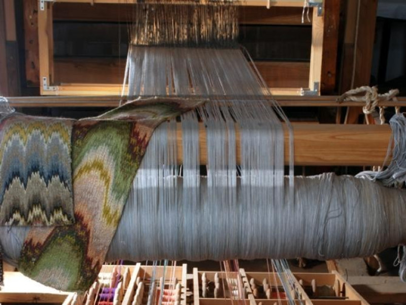 Laboratorio di tessitura artistica a mano "Gi Bellu, Sandro; jpg; 622 pixels; 929 pixels