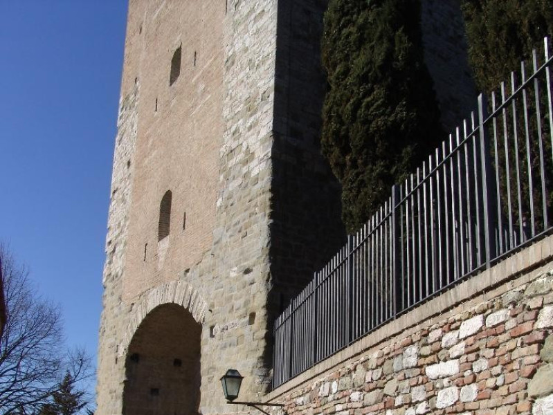 Museo delle Porte e delle Mura urbiche. Casse jpg; 1536 pixels; 2048 pixels Museo delle Porte e delle Mura urbiche. Casse jpg; 1536 pixels; 2048 pixels