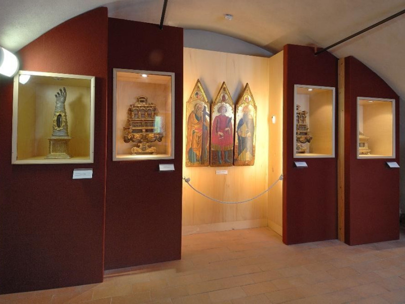 Museo della Abbazia di Sant'Eutizio. Sala Cre jpg; 2126 pixels; 1417 pixels Museo della Abbazia di Sant'Eutizio. Sala Cre jpg; 2126 pixels; 1417 pixels