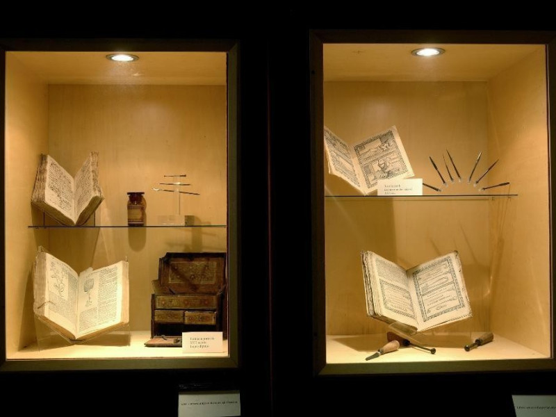 Museo della Abbazia di Sant'Eutizio. Libri e  jpg; 2126 pixels; 1417 pixels Museo della Abbazia di Sant'Eutizio. Libri e  jpg; 2126 pixels; 1417 pixels