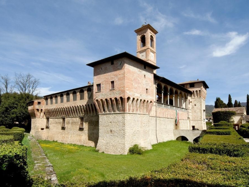 Castello Bufalini. Esterno. Parco Tecnologico 3A-Progetto Ville e Giardini Regione Umbria; jpg; 1936 pixels; 1296 pixels Castello Bufalini. Esterno. Parco Tecnologico 3A-Progetto Ville e Giardini Regione Umbria; jpg; 1936 pixels; 1296 pixels