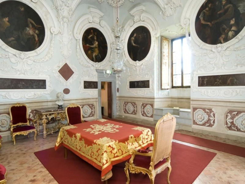 Castello Bufalini. Interno. Stanza degli stuc Parco Tecnologico 3A-Progetto Ville e Giardini Regione Umbria; jpg; 1936 pixels; 1296 pixels Castello Bufalini. Interno. Stanza degli stuc Parco Tecnologico 3A-Progetto Ville e Giardini Regione Umbria; jpg; 1936 pixels; 1296 pixels