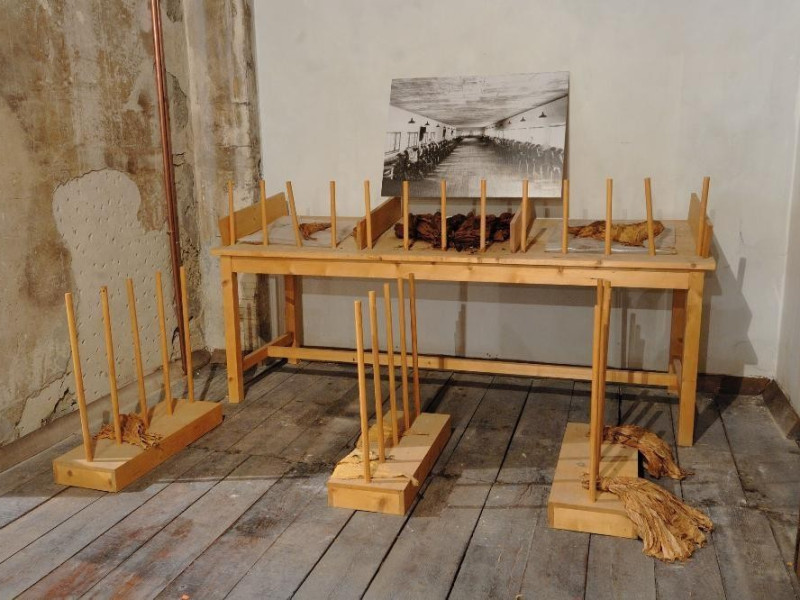 Museo storico e scientifico del Tabacco. Tavo Fedeli, Marcello; jpg; 2126 pixels; 1417 pixels Museo storico e scientifico del Tabacco. Tavo Fedeli, Marcello; jpg; 2126 pixels; 1417 pixels