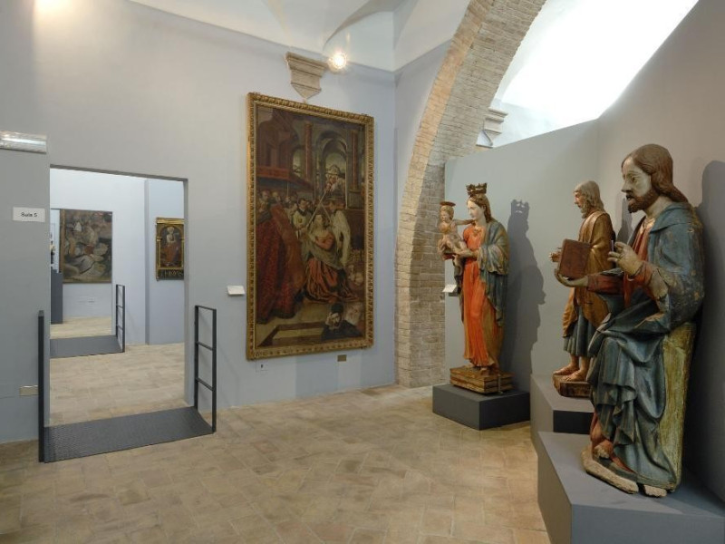Pinacoteca civica. Sala espositiva. Fedeli, Marcello; jpg; 2126 pixels; 1417 pixels Pinacoteca civica. Sala espositiva. Fedeli, Marcello; jpg; 2126 pixels; 1417 pixels