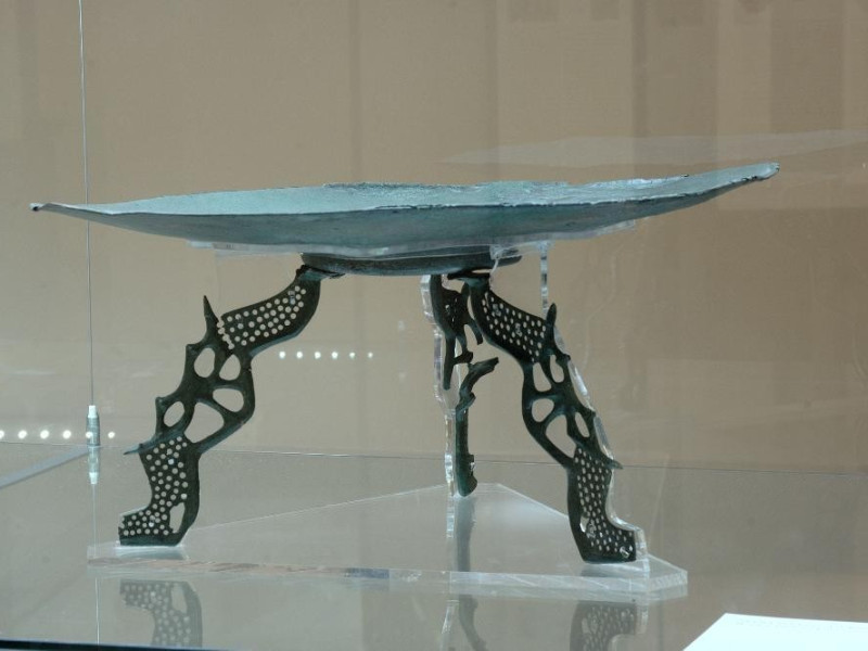 Museo Archeologico Nazionale e teatro romano. jpg; 2126 pixels; 1417 pixels Museo Archeologico Nazionale e teatro romano. jpg; 2126 pixels; 1417 pixels