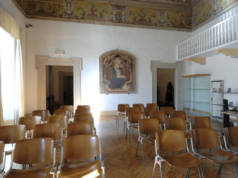 Museo del tessile e del costume antico. Espos jpg; 2126 pixels; 1417 pixels