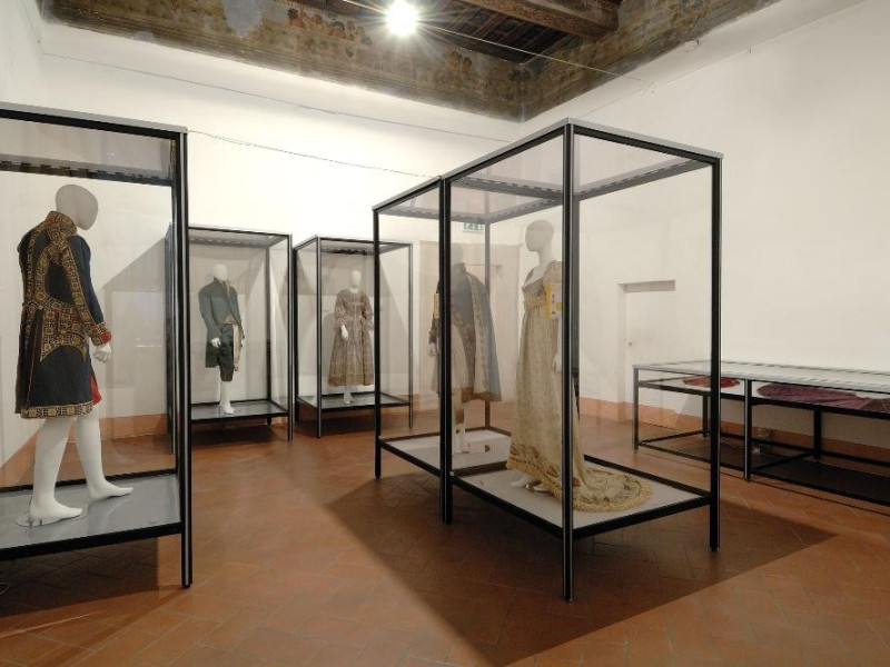 Museo del tessile e del costume antico. Espos jpg; 2126 pixels; 1417 pixels