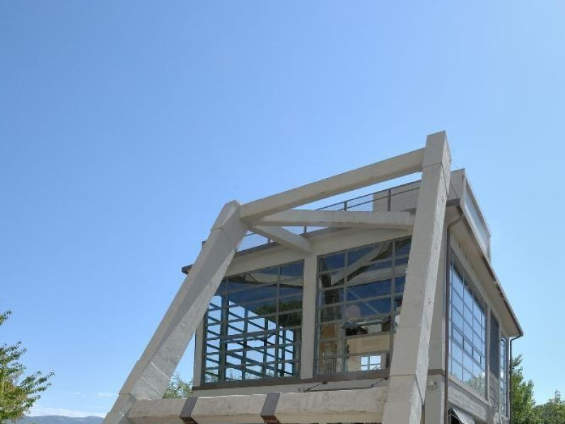 Museo delle Miniere di Morgnano. Esterno. jpg; 1417 pixels; 2126 pixels