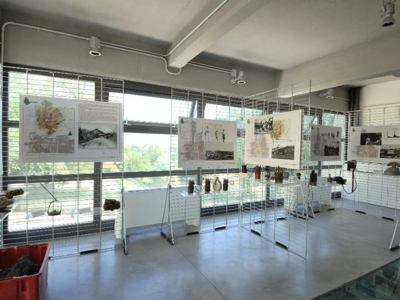 Museo delle Miniere di Morgnano. Interni. jpg; 2126 pixels; 1417 pixels