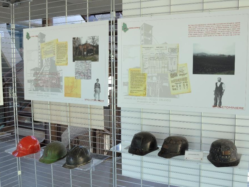 Museo delle Miniere di Morgnano. Interni. jpg; 2126 pixels; 1417 pixels
