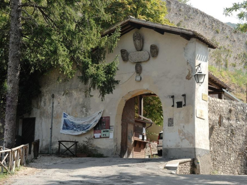 Rocca Albornoziana. Ingresso. Fedeli, Marcello; jpg; 2126 pixels; 1417 pixels