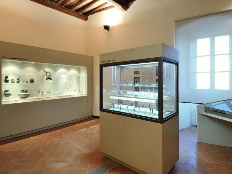 Museo archeologico e Pinacoteca comunale. Sal jpg; 2126 pixels; 1417 pixels Museo archeologico e Pinacoteca comunale. Sal jpg; 2126 pixels; 1417 pixels