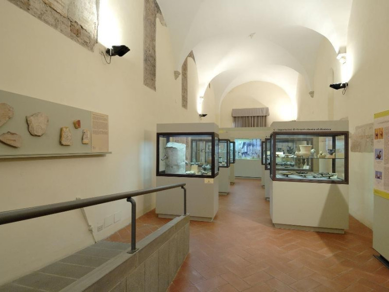 Museo archeologico e Pinacoteca comunale. Sal jpg; 2126 pixels; 1417 pixels Museo archeologico e Pinacoteca comunale. Sal jpg; 2126 pixels; 1417 pixels
