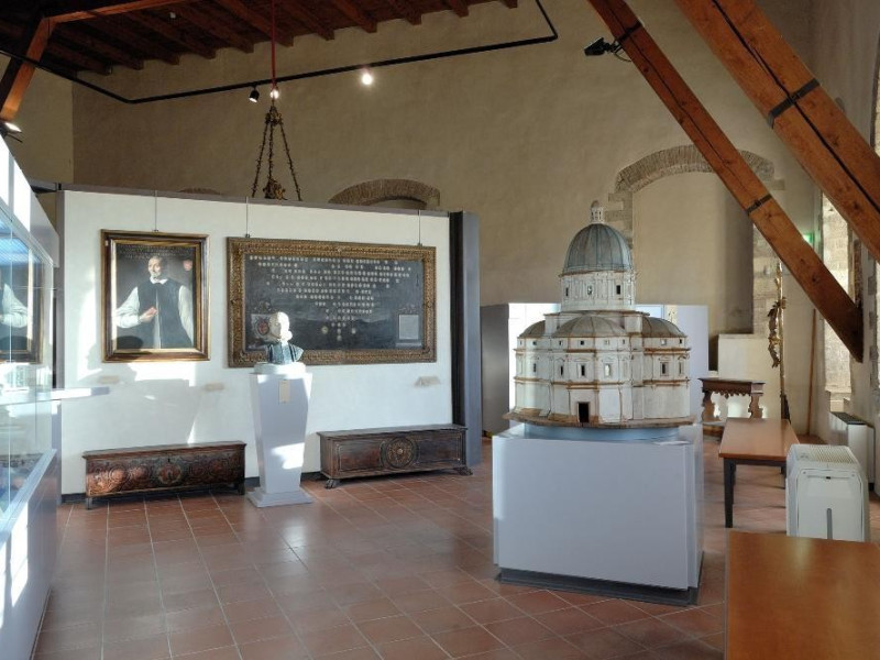 Museo archeologico e Pinacoteca comunale. Sal jpg; 2126 pixels; 1417 pixels Museo archeologico e Pinacoteca comunale. Sal jpg; 2126 pixels; 1417 pixels