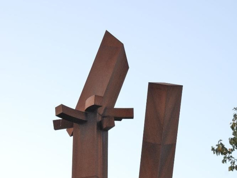 Beverly Pepper. Scultura. Brufa broken Circle Fedeli, Marcello; jpg; 1417 pixels; 2126 pixels Beverly Pepper. Scultura. Brufa broken Circle Fedeli, Marcello; jpg; 1417 pixels; 2126 pixels