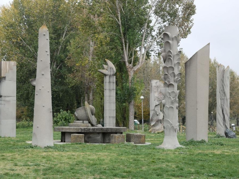 Museo all'aperto Campo del Sole. jpg; 2126 pixels; 1417 pixels Museo all'aperto Campo del Sole. jpg; 2126 pixels; 1417 pixels