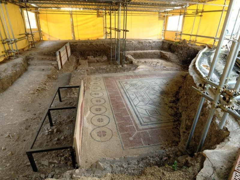 Mosaico di Villa S. Anna. Interno, (III sec.  jpg; 2126 pixels; 1417 pixels Mosaico di Villa S. Anna. Interno, (III sec.  jpg; 2126 pixels; 1417 pixels