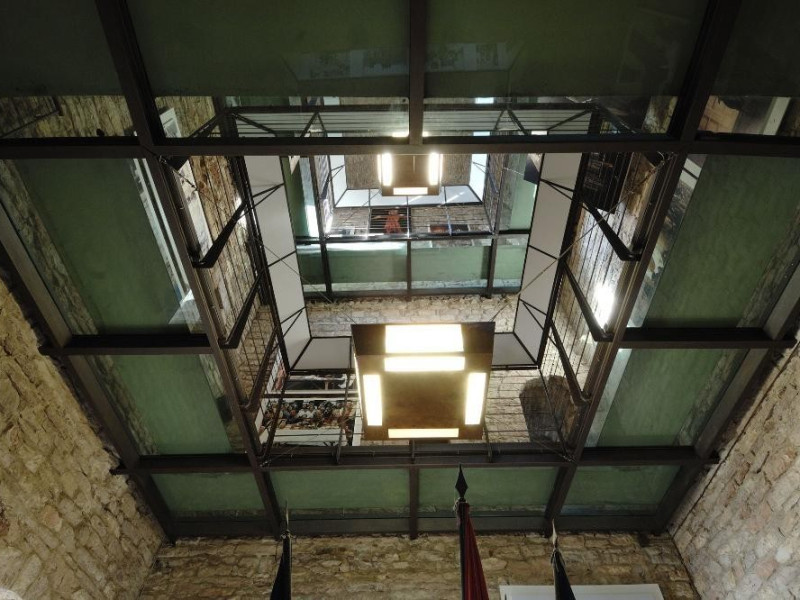 Rocca Maggiore. Interno.Veduta dei padiglioni Fedeli, Marcello; jpg; 2126 pixels; 1417 pixels Rocca Maggiore. Interno.Veduta dei padiglioni Fedeli, Marcello; jpg; 2126 pixels; 1417 pixels