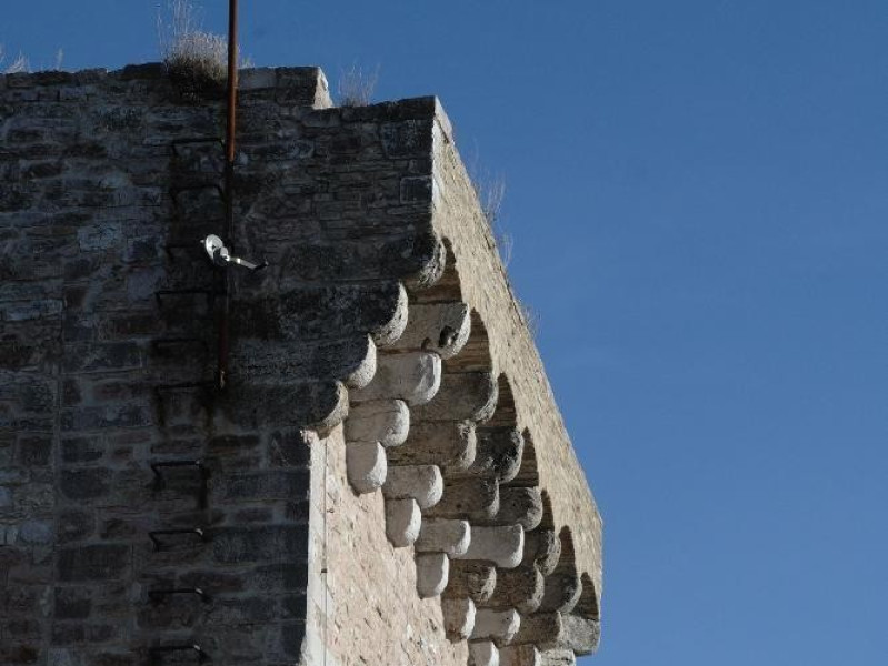 Rocca Maggiore. Veduta esterna Fedeli, Marcello; jpg; 1417 pixels; 2126 pixels Rocca Maggiore. Veduta esterna Fedeli, Marcello; jpg; 1417 pixels; 2126 pixels
