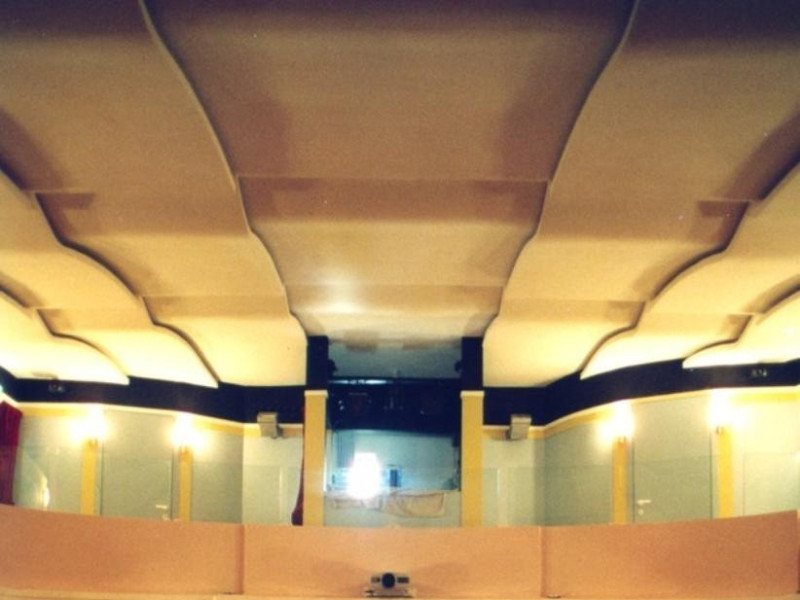 Teatro Comunale. Veduta della sala dal palcos Bovini, Mirko; jpg; 632 pixels; 768 pixels