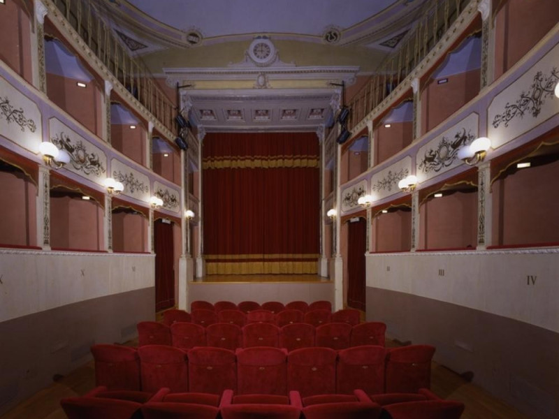Teatro Caporali. Interno. La sala.  Ficola, Paolo; jpg; 768 pixels; 620 pixels Teatro Caporali. Interno. La sala.  Ficola, Paolo; jpg; 768 pixels; 620 pixels