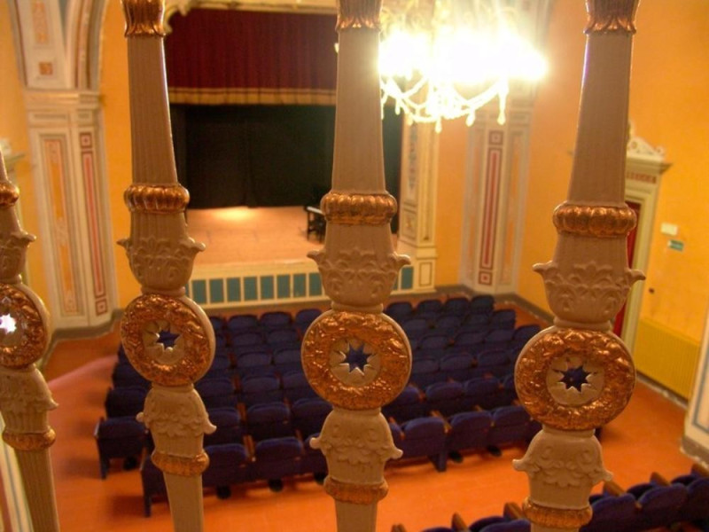 Teatro della Sapienza. Veduta di platea e pal Bovini, Mirko