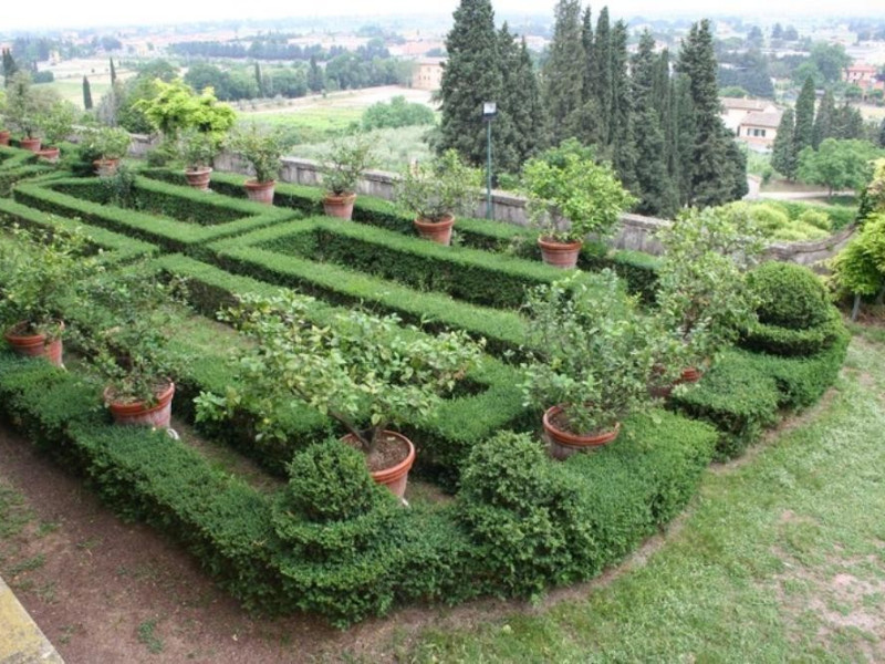 Villa Fidelia. Il giardino all’italiana, sec. Parco Tecnologico 3A-Progetto Ville e Giardini Regione Umbria; jpg; 768 pixels; 512 pixels Villa Fidelia. Il giardino all’italiana, sec. Parco Tecnologico 3A-Progetto Ville e Giardini Regione Umbria; jpg; 768 pixels; 512 pixels