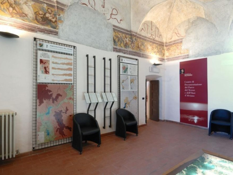 Interno. Centro Documentazione dell'Oasi faun Fedeli, Marcello; jpg; 768 pixels; 511 pixels Interno. Centro Documentazione dell'Oasi faun Fedeli, Marcello; jpg; 768 pixels; 511 pixels