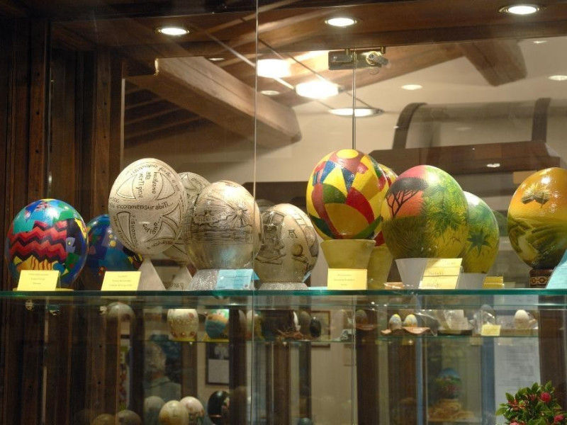 Museo Ovoteca. Interno Fedeli, Marcello; jpg; 2126 pixels; 1417 pixels Museo Ovoteca. Interno Fedeli, Marcello; jpg; 2126 pixels; 1417 pixels