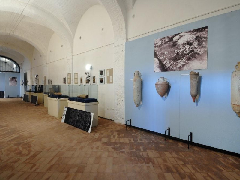 Antiquarium comunale. Interno Fedeli, Marcello; jpg; 2126 pixels; 1417 pixels Antiquarium comunale. Interno Fedeli, Marcello; jpg; 2126 pixels; 1417 pixels