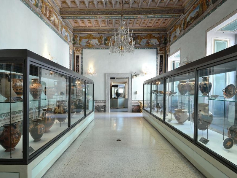 Esposizione di reperti etruschi Fedeli, Marcello; jpg; 2126 pixels; 1417 pixels Esposizione di reperti etruschi Fedeli, Marcello; jpg; 2126 pixels; 1417 pixels