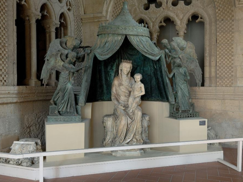 Madonna con Gesù Bambino in trono e Angeli re jpg; 2126 pixels; 1417 pixels Madonna con Gesù Bambino in trono e Angeli re jpg; 2126 pixels; 1417 pixels